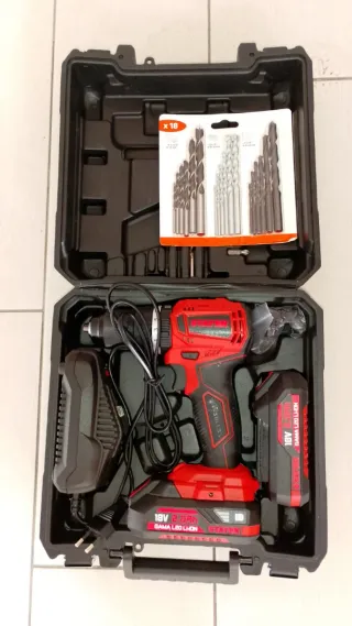 Taladro a batería STAYER 18V