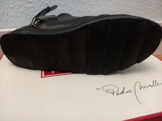 Botín negro Marca Pedro Miralles