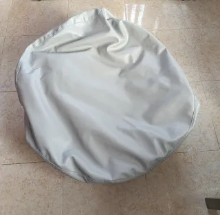 Puff pera y redondo ambos gris