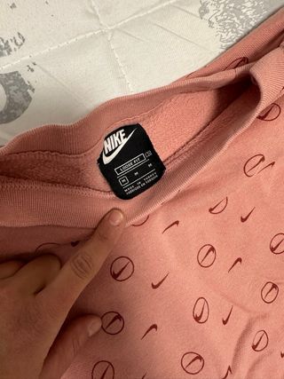 Conjunto deportivo Nike Talla M Rosa