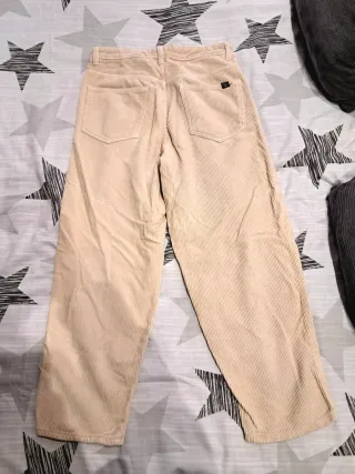 Pantalón de pana beige