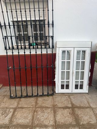 Conjunto ventana y rejas