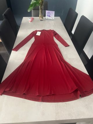 Vestido rojo midi Zara