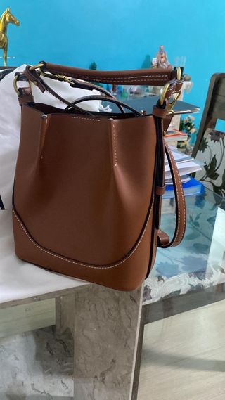 Bolso Zara Marrón con neceser