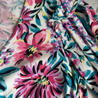 Blusa Springfield floral talla 34