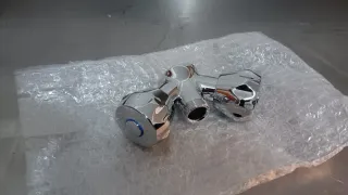 Grifo de lavabo/fregadero cromado