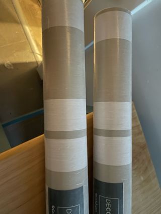 Papel pintado Deco rayas beige y blanco