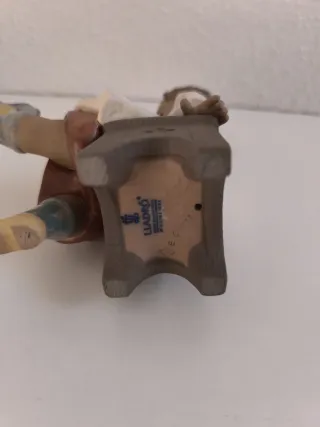 Figura Lladró Monaguillo con Pajarito