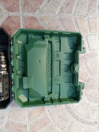 Aparafusadora Parkside Performance 12V