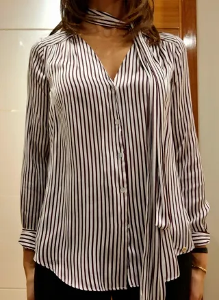 Blusa  con lazada Pedro del Hierro