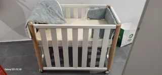 Mini cuna colecho con ruedas
