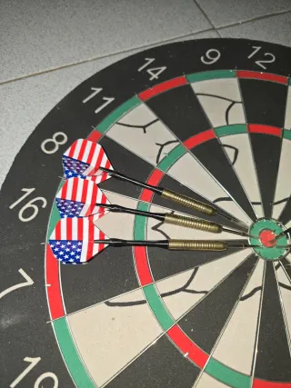 Diana con 6 dardos (3 UK, 3 USA)