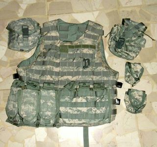 Gilet tattico IBA OTV UCP ACU Point Blank