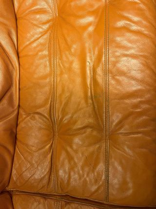 Sofá de 4 plazas en piel naranja