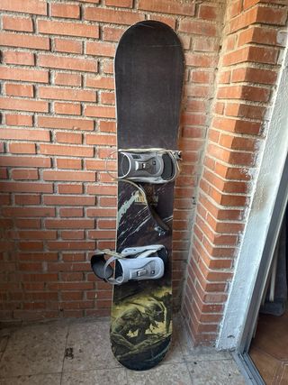 Tabla de Snowboard con Fijaciones