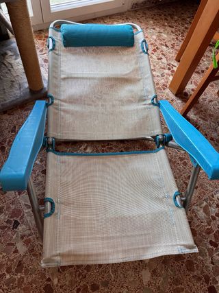 Sedie da spiaggia pieghevoli beige e blu