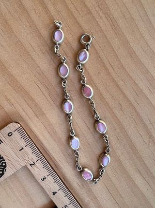 Pulsera Plata con Piedras Rosas Ovaladas