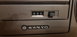 ÚNICO Sanyo M9930K Boombox