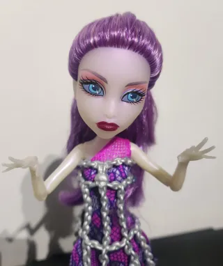 Muñeca Monster High Spectra Vondergeist