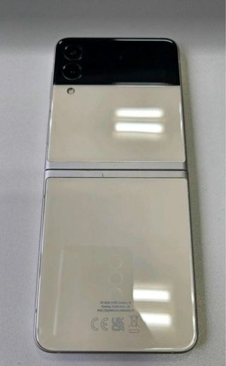Samsung Galaxy Z Flip 3