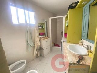 Piso en venta en Velilla-Taramay en Almuñécar