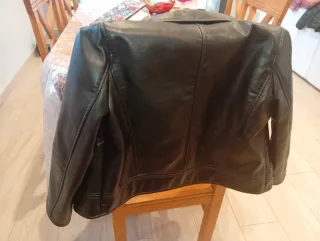Chaqueta niña cuero sintético negra Talla 9/10años