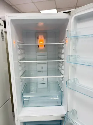 Nevera Daewoo No Frost 1.85m x 60cm