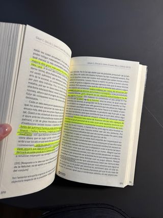 Noesi. Textos de filosofia per a les PAU 2024