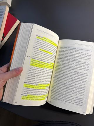 Noesi. Textos de filosofia per a les PAU 2024