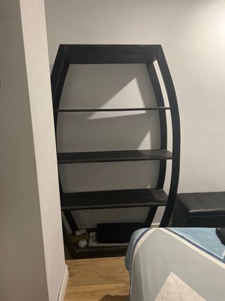 Estantería Madera Oscura Vengué