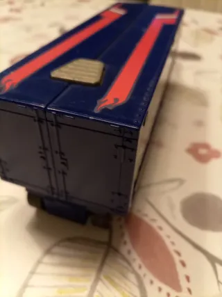 Camión y coches Hot Wheels