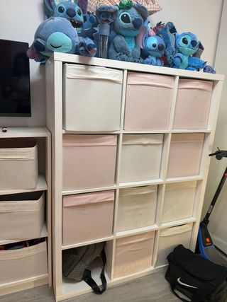 Mueble Organizador Blanco y Rosa