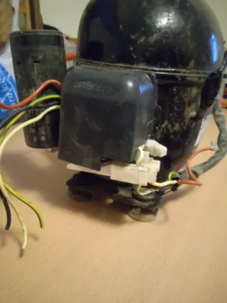 Compresor Embraco NEU6215GK R-404A