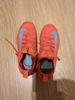 Scarpe da calcio Nike per bambini Taglia X