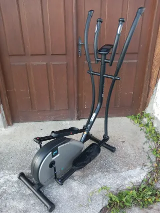 Bicicleta Elíptica Essentials 06