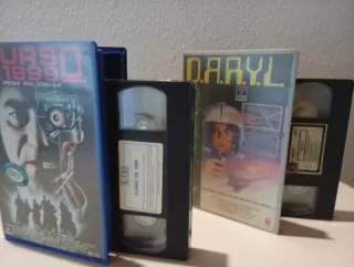 Películas VHS  Curso 1999   D.A.R.Y.L.