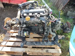 Motor, cambio 5v y subchasis Astra H 1.8 GTC