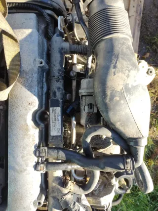 Motor, cambio 5v y subchasis Astra H 1.8 GTC