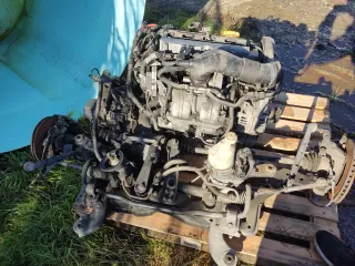 Motor, cambio 5v y subchasis Astra H 1.8 GTC