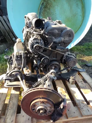 Motor, cambio 5v y subchasis Astra H 1.8 GTC