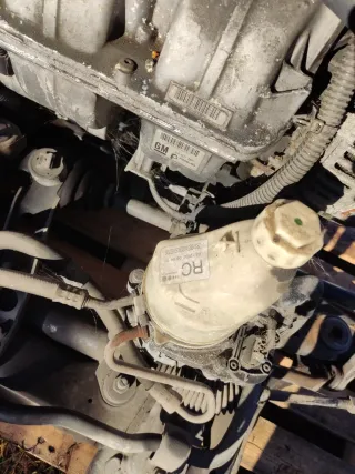 Motor, cambio 5v y subchasis Astra H 1.8 GTC