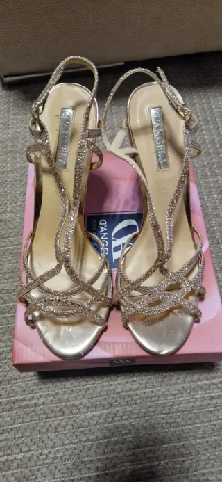 Sandalias fiesta D'Angela dorado champán