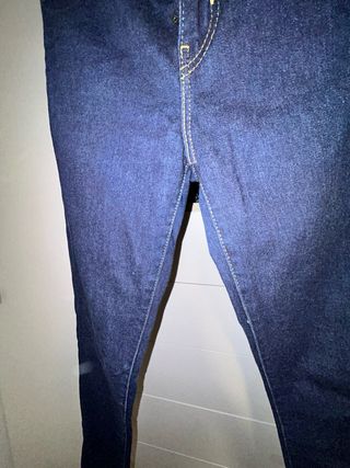 Pantalón Vaquero Levi's 721 talle 29