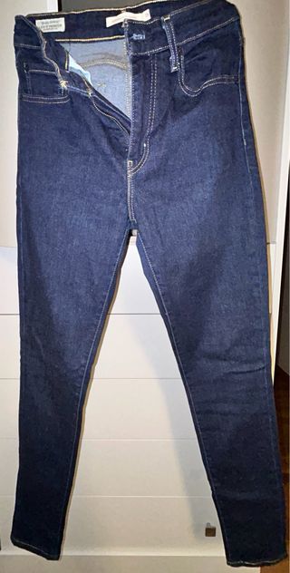 Pantalón Vaquero Levi's 721 talle 29