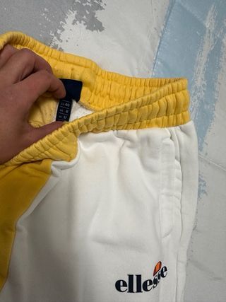 Conjunto Chándal Ellesse Blanco, Amarillo y Azul