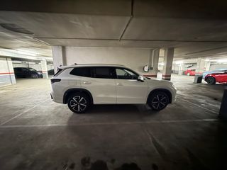 Venta parking para coche electrico grande y moto