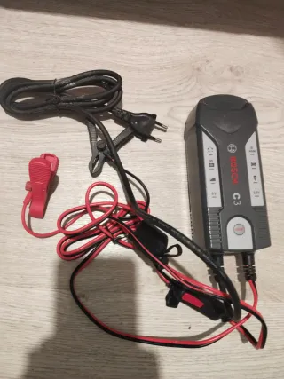 Cargador Baterías Bosch C3