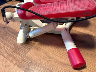 Stepper Domyos con bandas elásticas