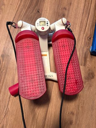 Stepper Domyos con bandas elásticas