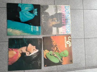 4 Vinis Usados - George Benson, Donovan, Olivia